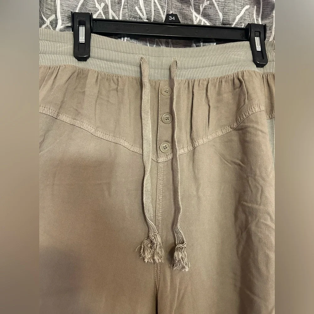 FP Movement Women’s Green/Tan Jogger Pants size Large​ - Picture 2 of 5